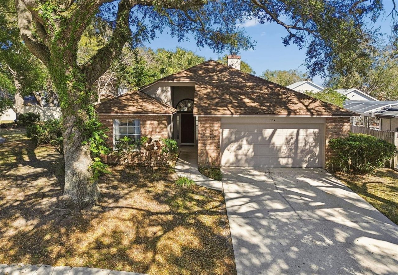 304 Sterling Lake Drive, Ocoee, FL 34761 Main Photo