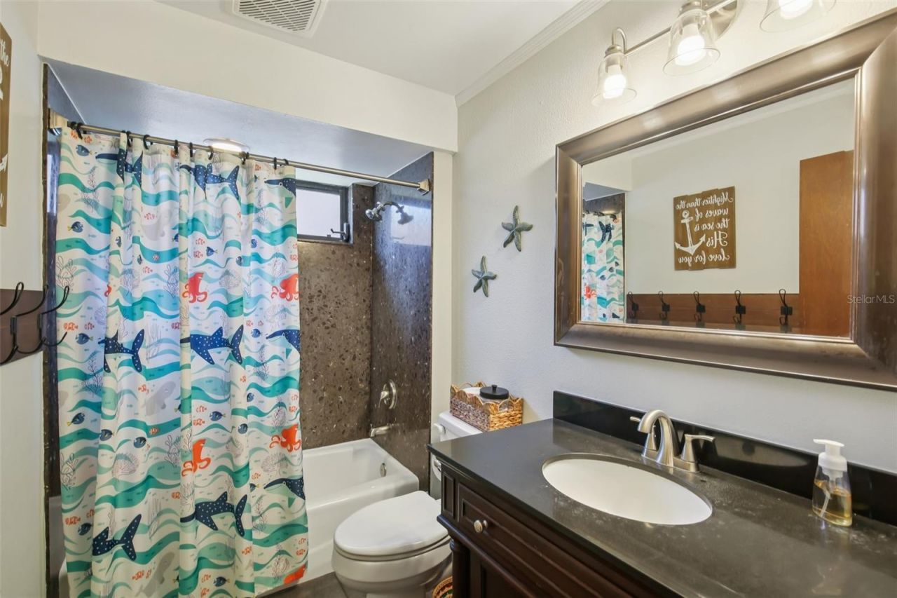 2943 Mayfair Court, Clearwater, FL 33761 Photo