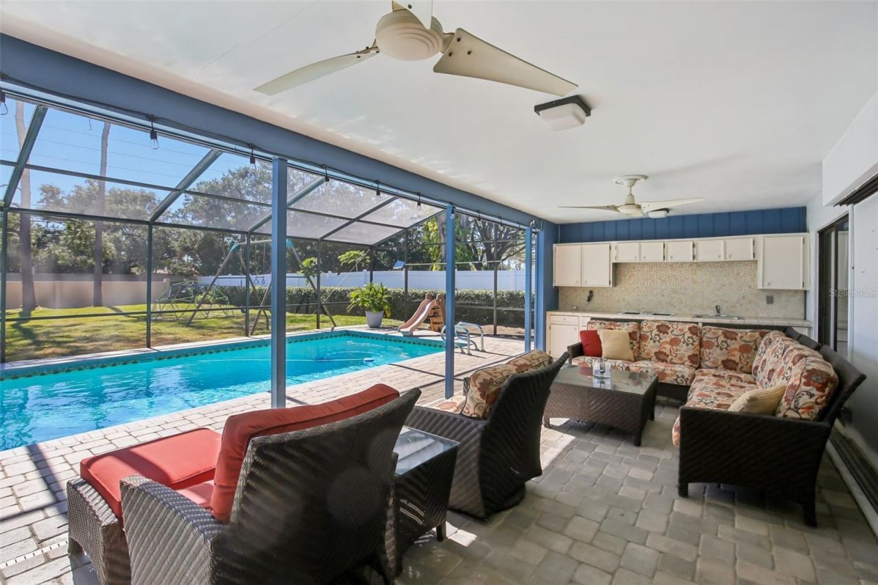 2943 Mayfair Court, Clearwater, FL 33761 Photo