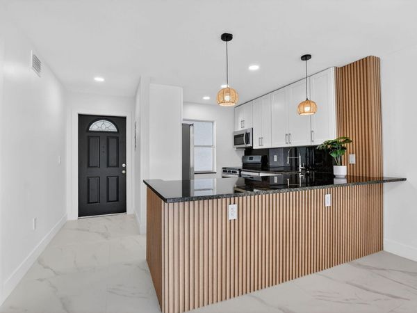 9780 Marina Boulevard, Unit 425, Boca Raton, FL 33428