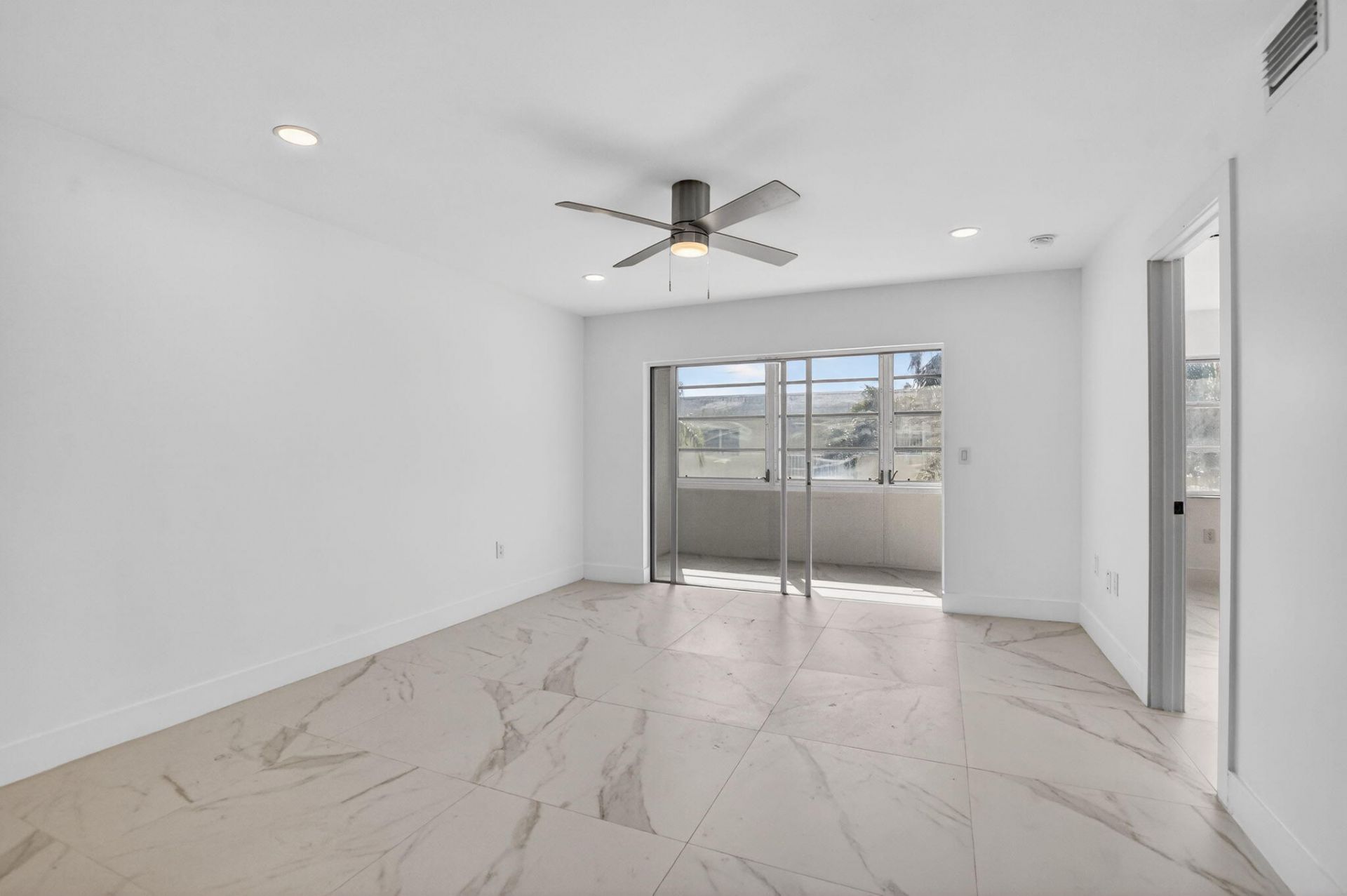 9780 Marina Boulevard, Unit 425, Boca Raton, FL 33428 Photo