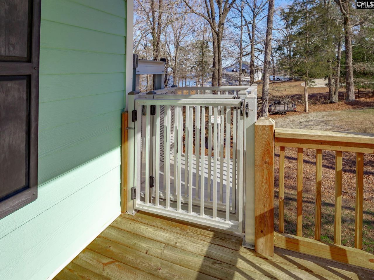 2583 Rockbridge Road  Photo 4