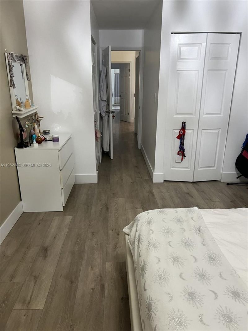 3535 Magellan Cir , Unit 524, Aventura, FL 33180 Photo