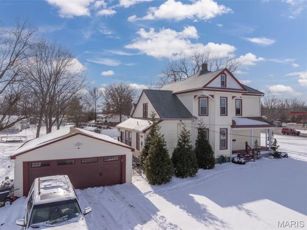 602 S State Highway 47 , Warrenton, MO 63383