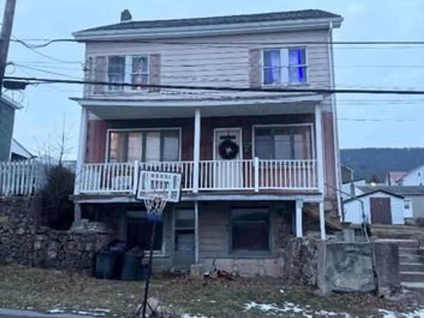 29 E Wiconisco Avenue E, Tower City, PA 17980 Main Photo