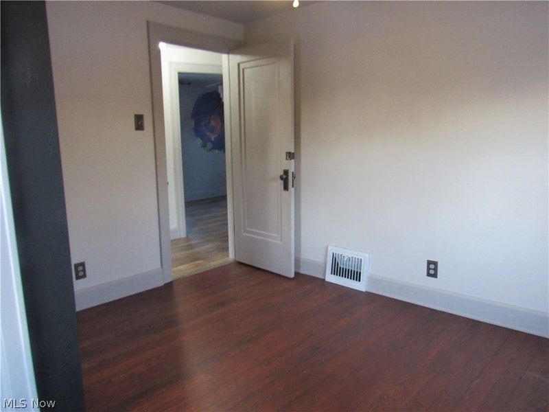 595 Flora Avenue, Akron, OH 44314 Photo 14