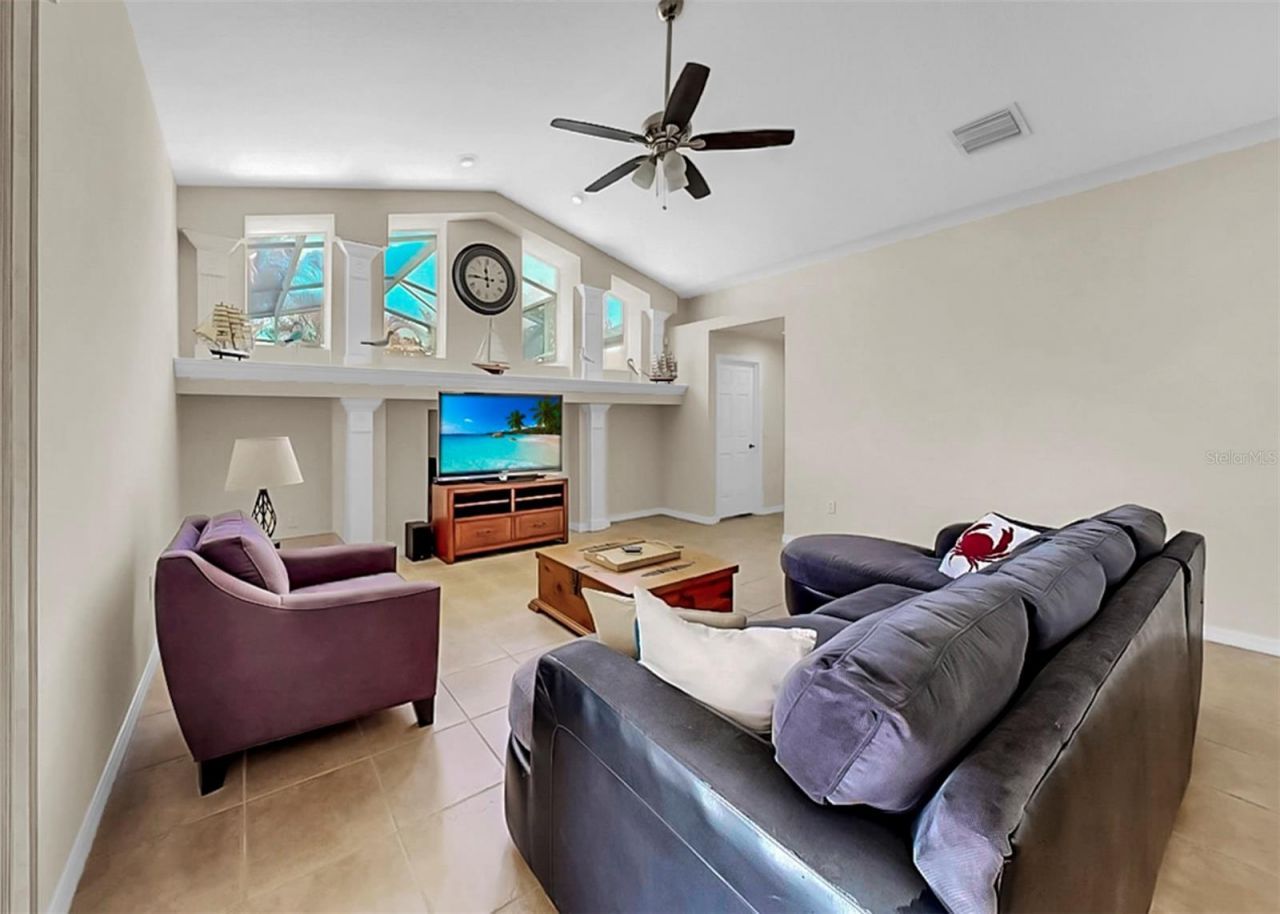 1105 Sweet Breeze Drive, Valrico, FL 33594 Photo