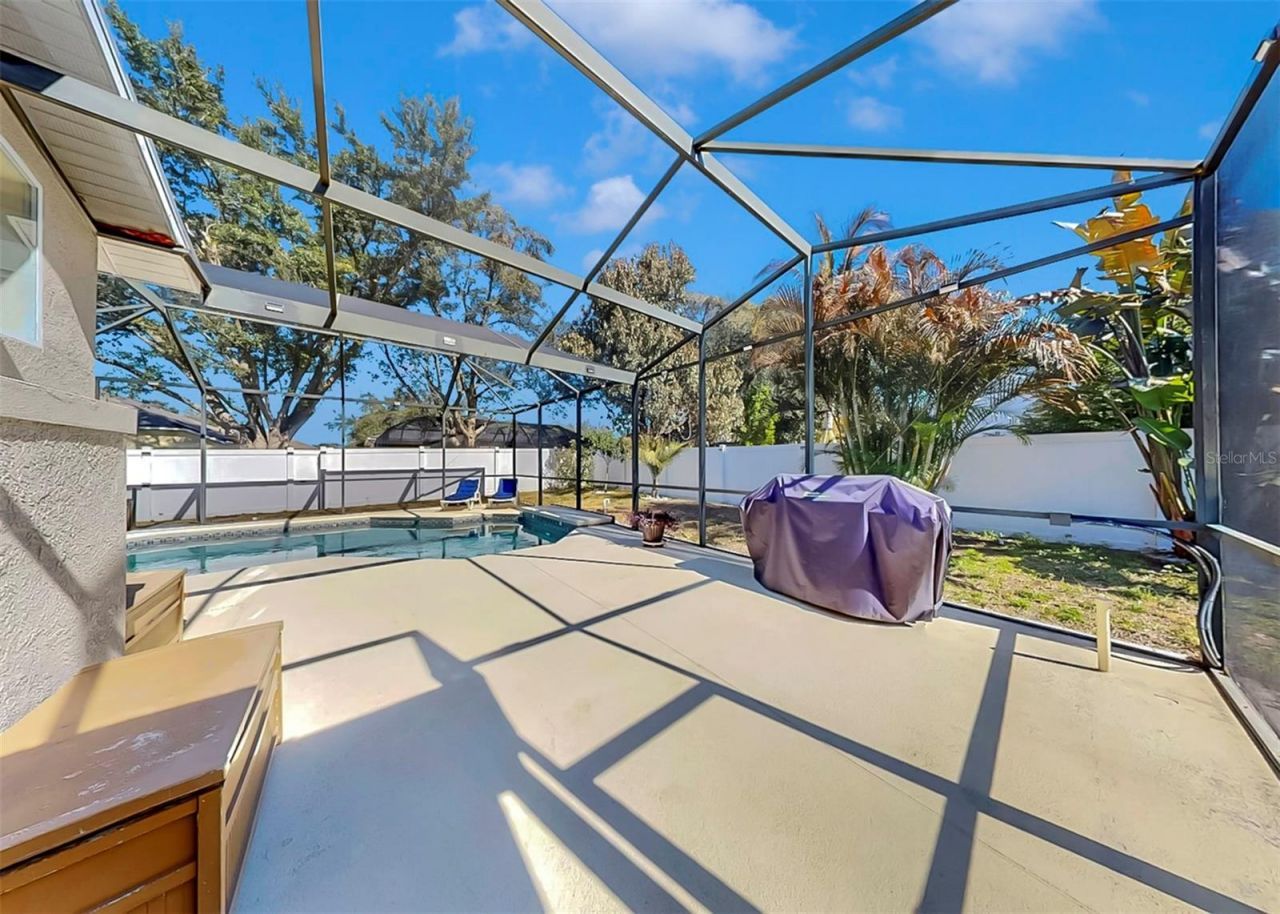 1105 Sweet Breeze Drive, Valrico, FL 33594 Photo