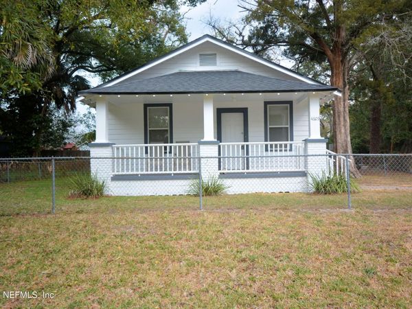 4605 APPLETON Avenue, Jacksonville, FL 32210