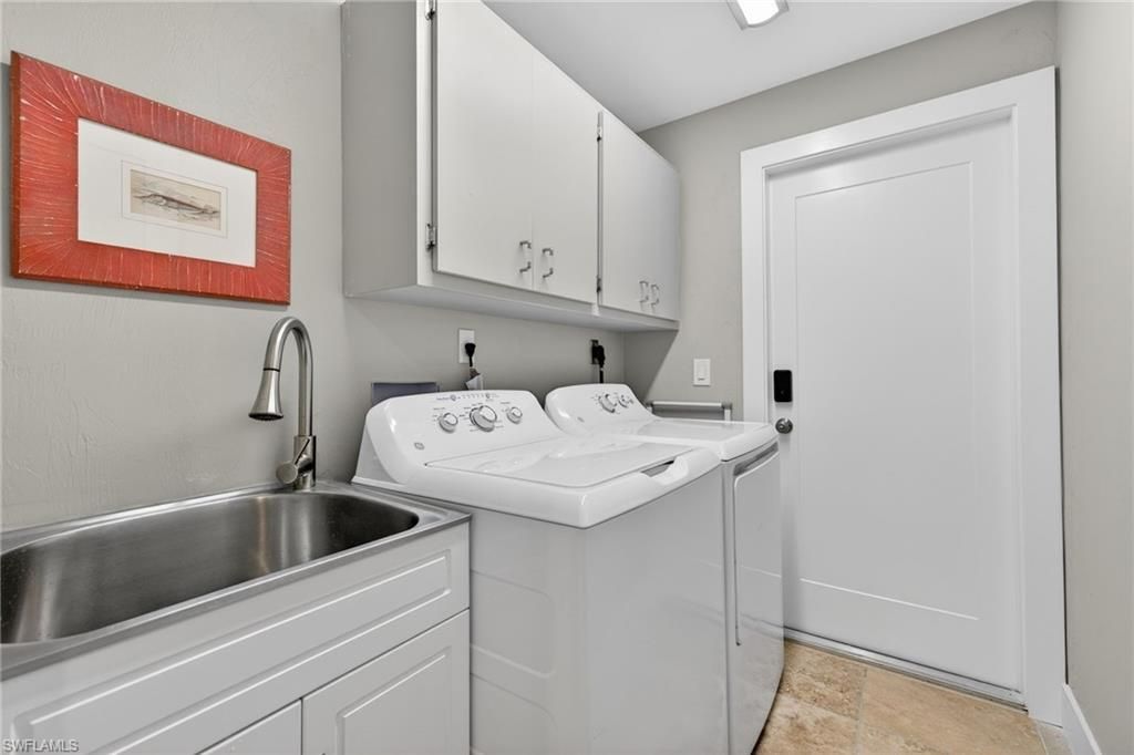 686 Emeril Ct, Sanibel, FL 33957 Photo