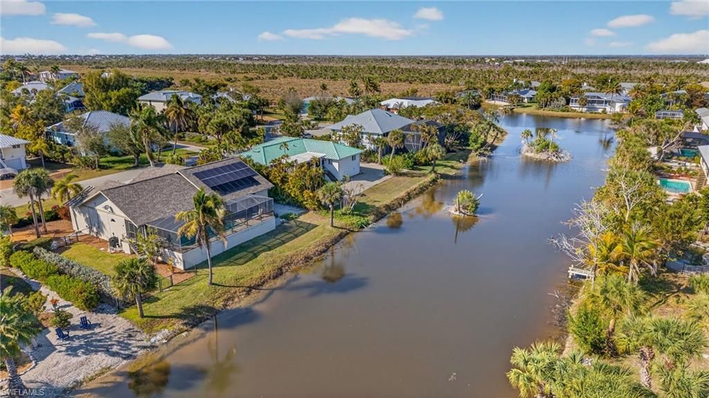 686 Emeril Ct, Sanibel, FL 33957 Photo