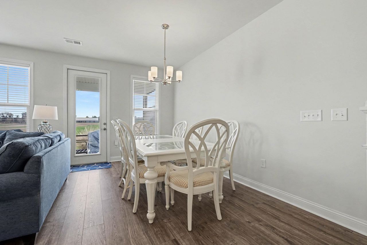 5209 Double Eagle Way Photo 10