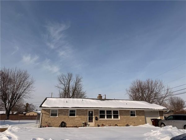 322 Lang Court, Englewood, OH 45322