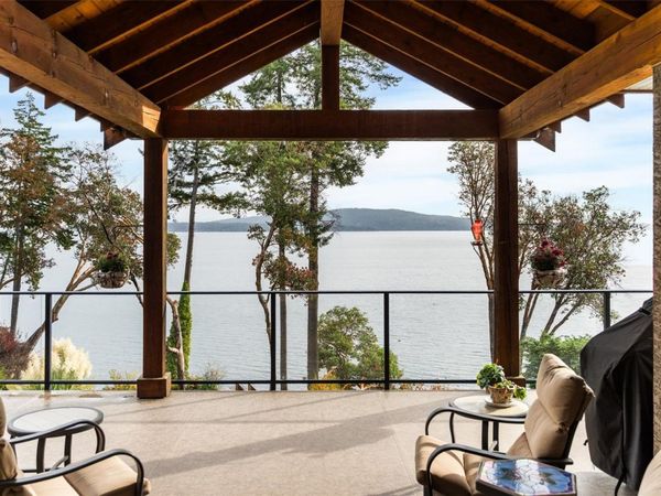 2851 Whiskey Point Rd, Mill Bay, BC V0R 2P2