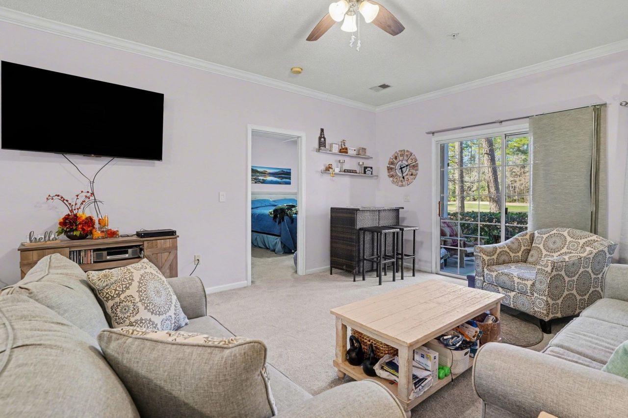 5846 Longwood Dr. Photo 13