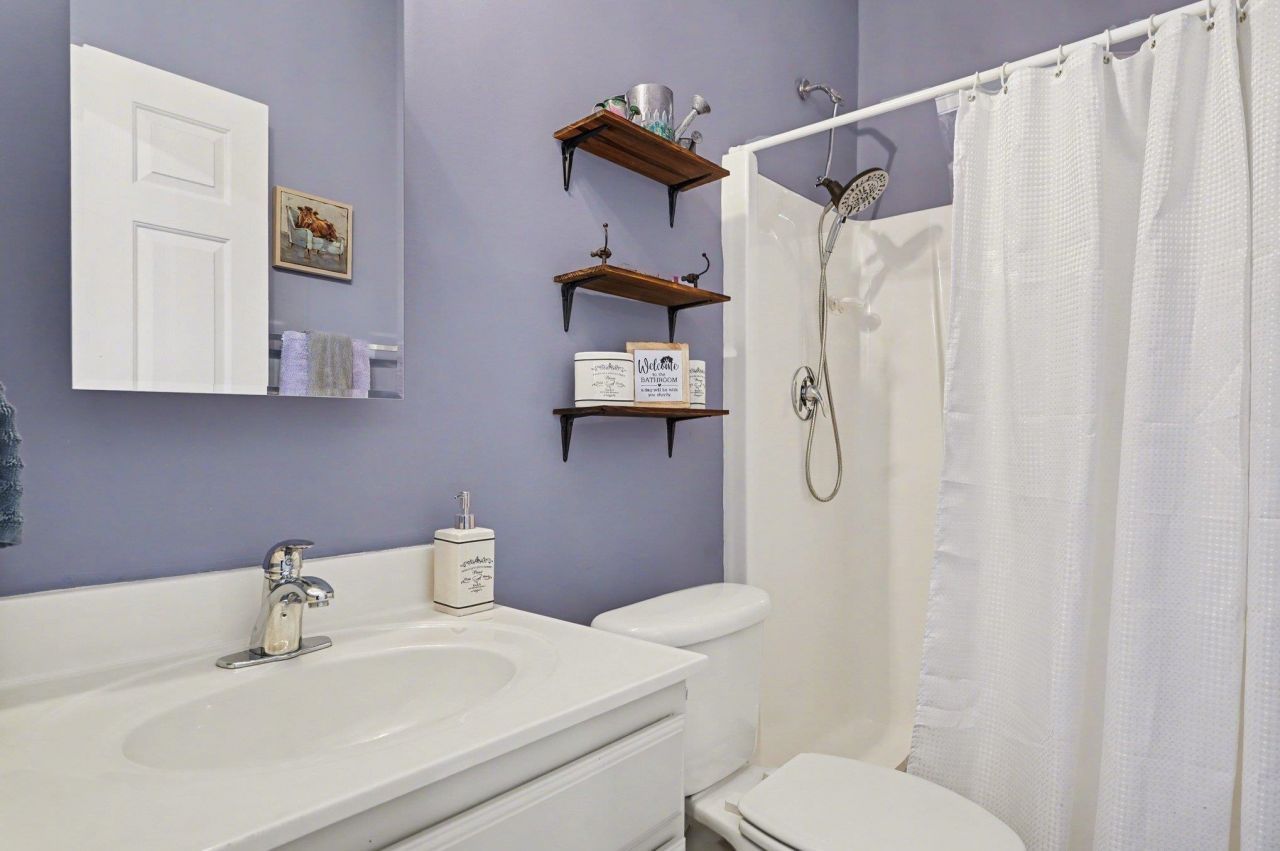 5846 Longwood Dr. Photo 16