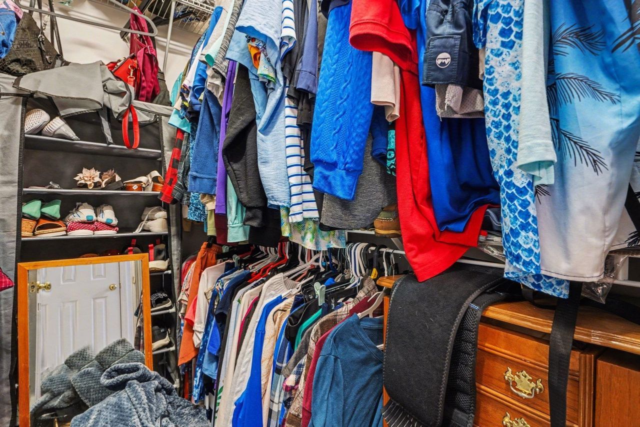 5846 Longwood Dr. Photo 21