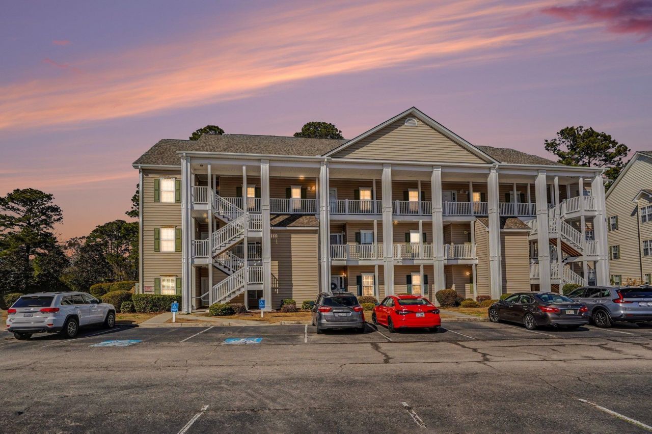 5846 Longwood Dr. Photo 5