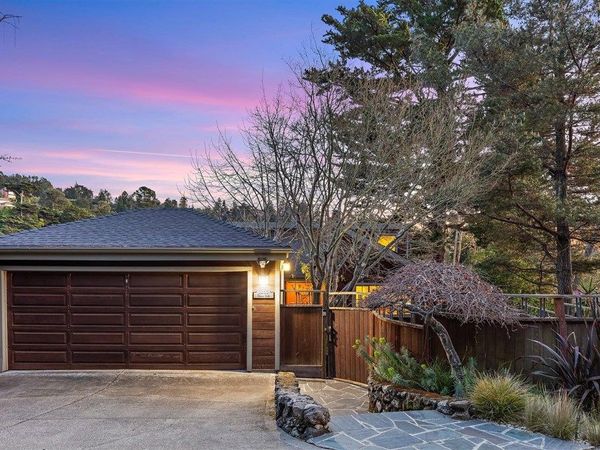 2355 2355 Pelham Pl, Oakland, CA 94611