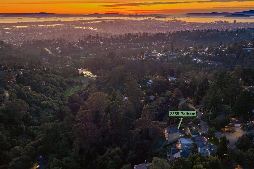 2355 2355 Pelham Pl, Oakland, CA 94611 Main Photo