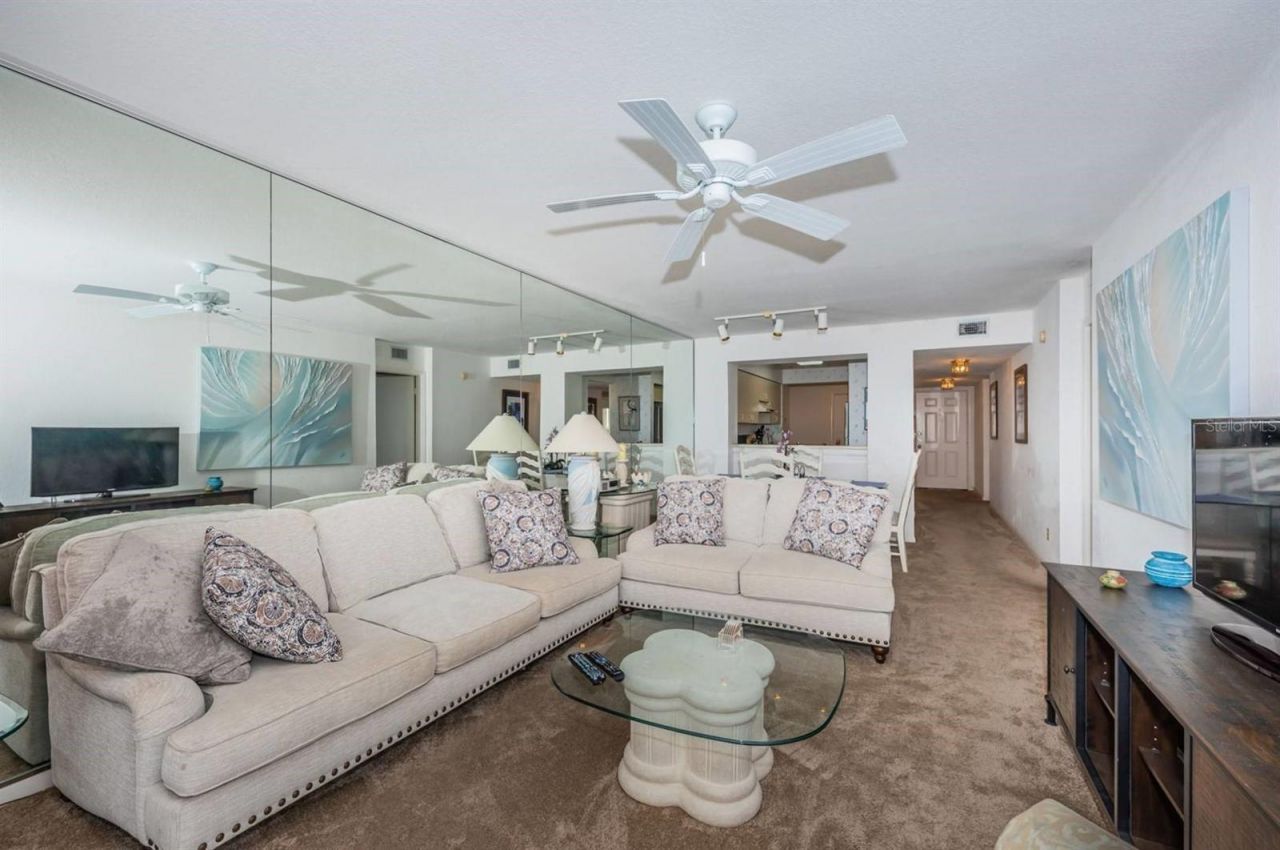 6001 Bahia Del Mar Circle, Unit 527, Saint Petersburg, FL 33715 Photo