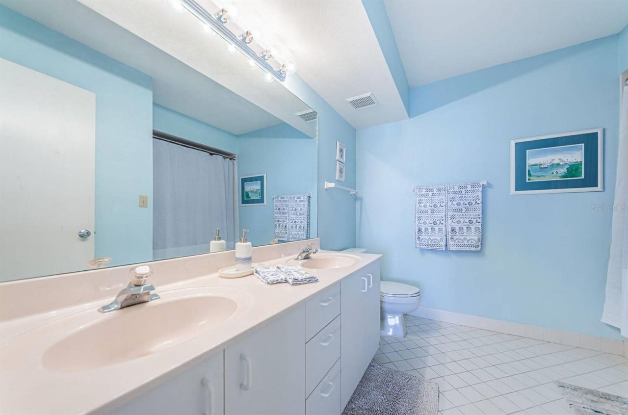 6001 Bahia Del Mar Circle, Unit 527, Saint Petersburg, FL 33715 Photo