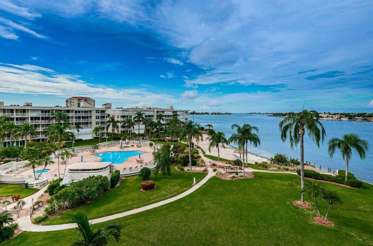 6001 Bahia Del Mar Circle, Unit 527, Saint Petersburg, FL 33715 Photo