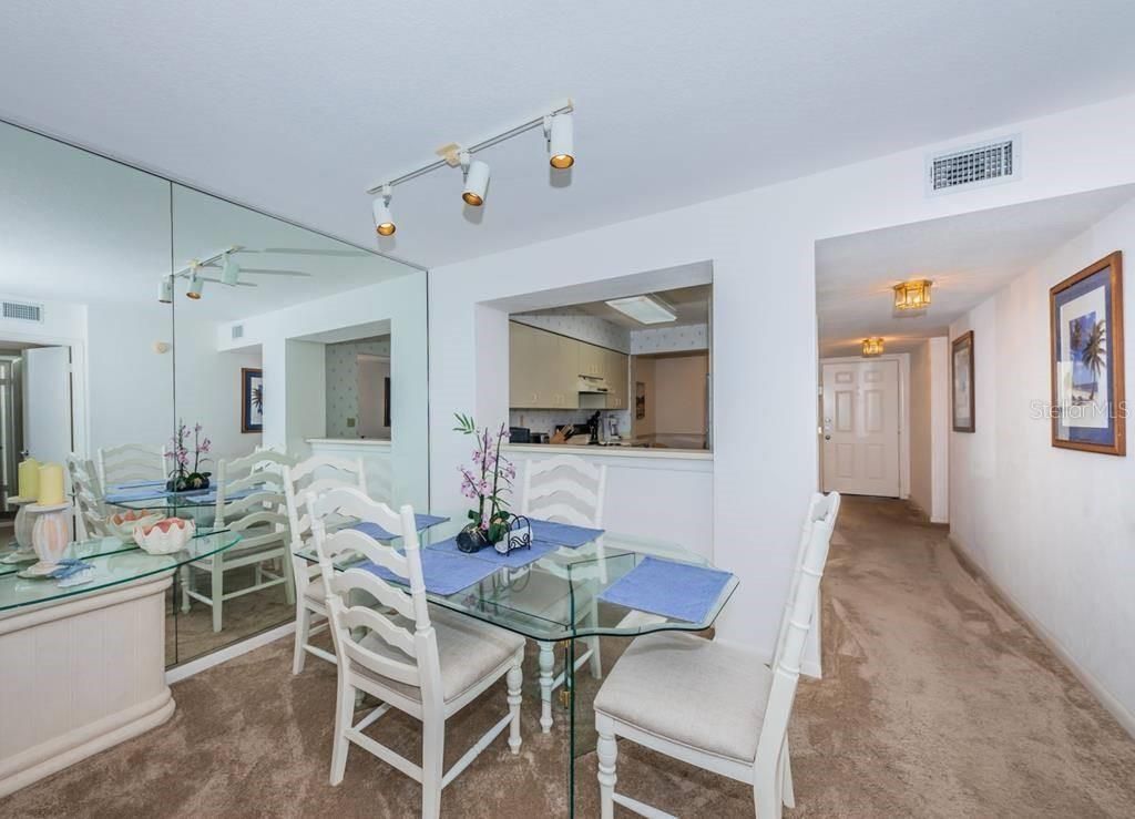 6001 Bahia Del Mar Circle, Unit 527, Saint Petersburg, FL 33715 Photo