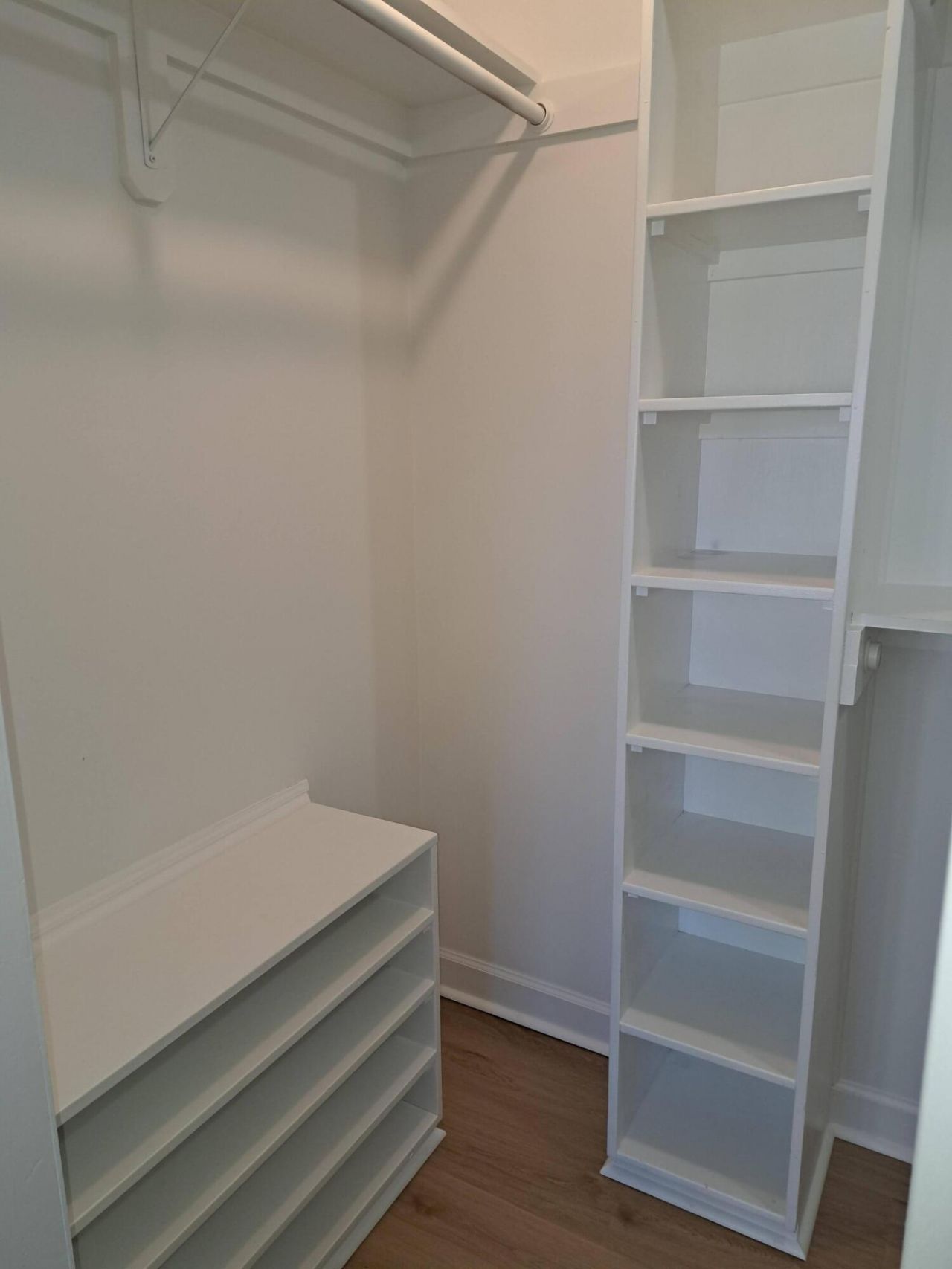 1027 E Recess Road Photo 12