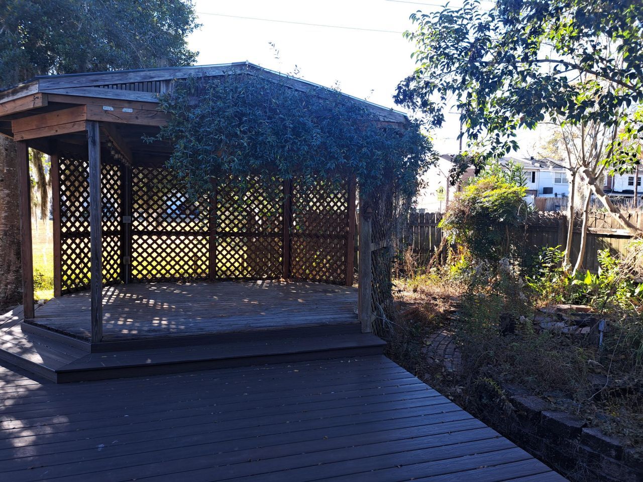 1027 E Recess Road Photo 21