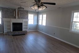 1027 E Recess Road photo 4