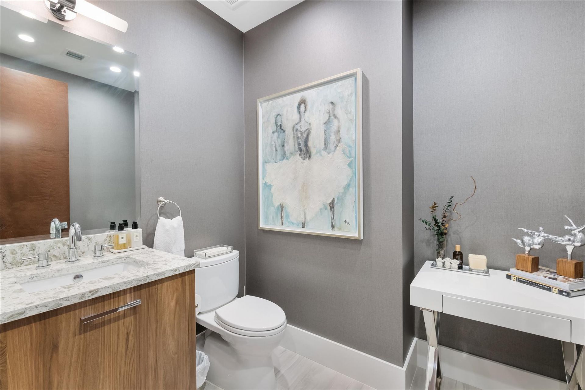 2770 NE 14th Street, Unit 306, Fort Lauderdale, FL 33304 Photo