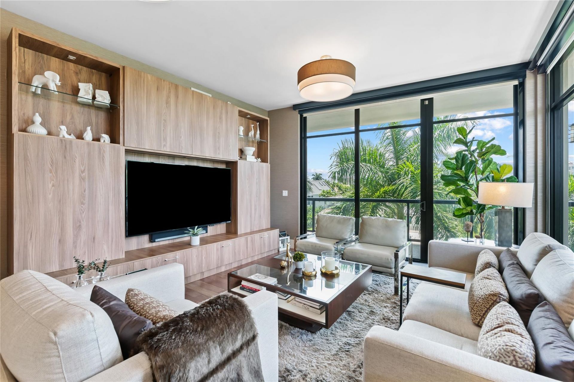 2770 NE 14th Street, Unit 306, Fort Lauderdale, FL 33304 Photo