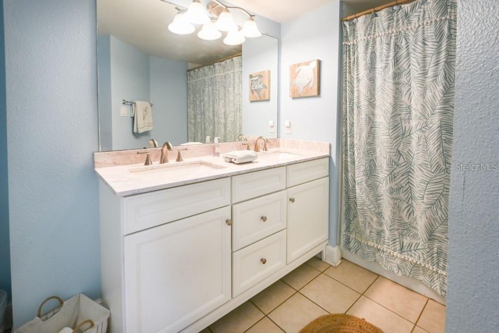 18450 Gulf Boulevard, Unit 103, Indian Shores, FL 33785 Photo