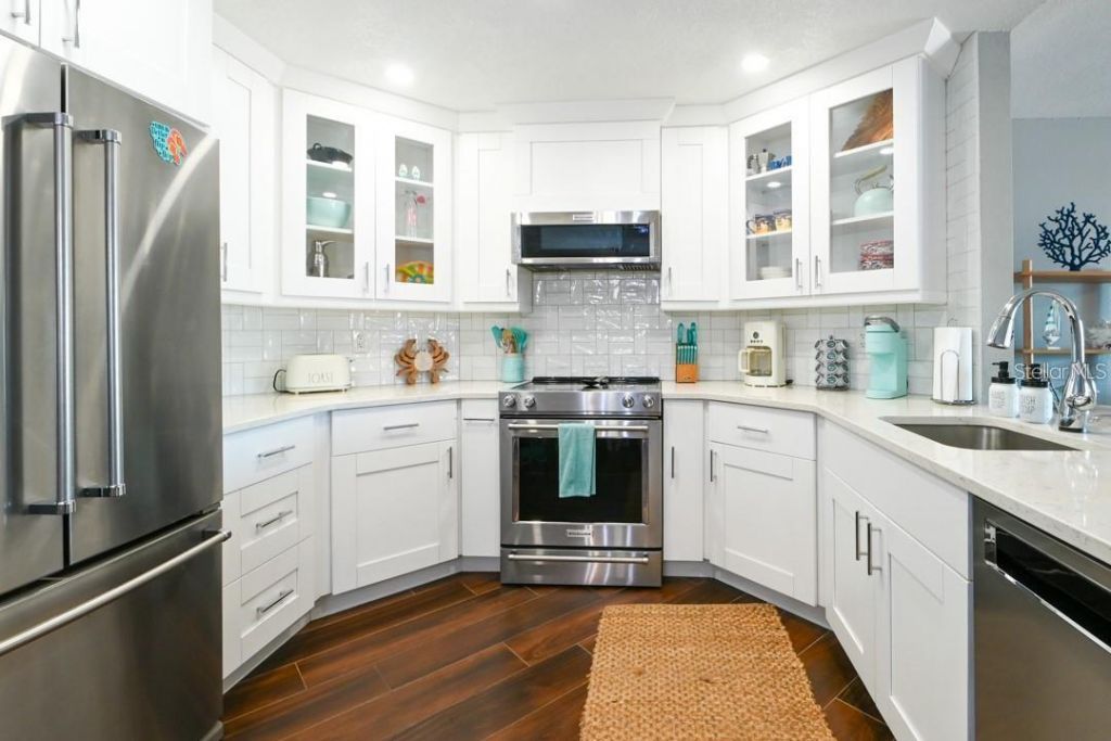 18450 Gulf Boulevard, Unit 103, Indian Shores, FL 33785 Photo
