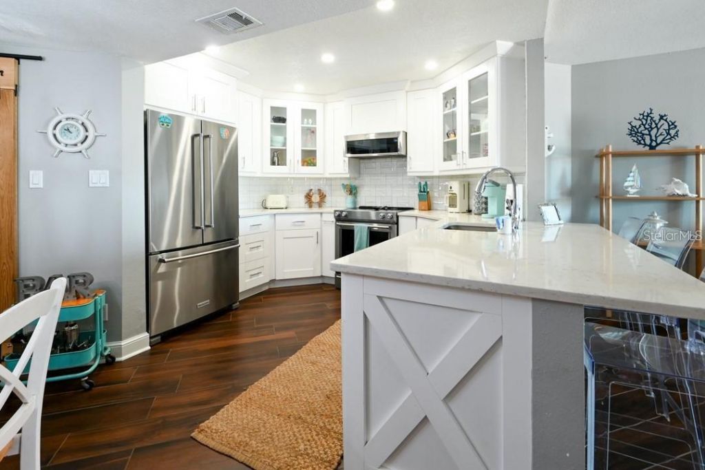 18450 Gulf Boulevard, Unit 103, Indian Shores, FL 33785 Photo
