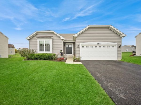 4704 Fox Trail Court, Wonder Lake, IL 60097