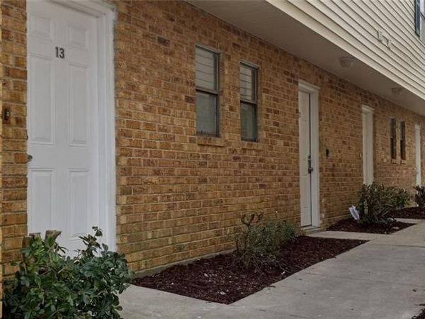 4754 PONTCHARTRAIN Drive, Unit 6, Slidell, LA 70458