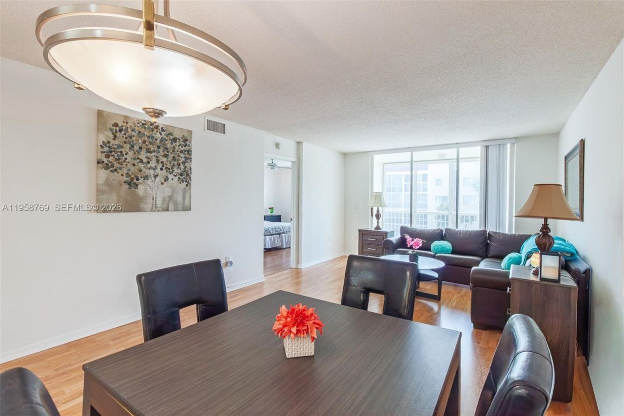 7788 Trent Dr, Unit 311, Tamarac, FL 33321 Photo