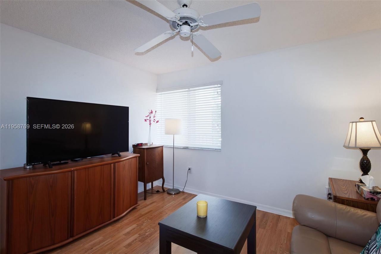 7788 Trent Dr, Unit 311, Tamarac, FL 33321 Photo