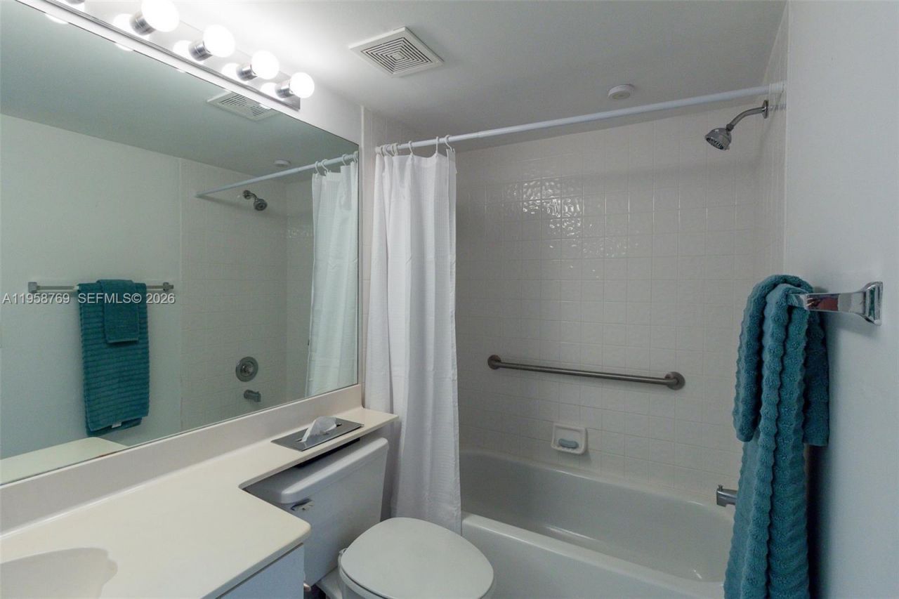 7788 Trent Dr, Unit 311, Tamarac, FL 33321 Photo