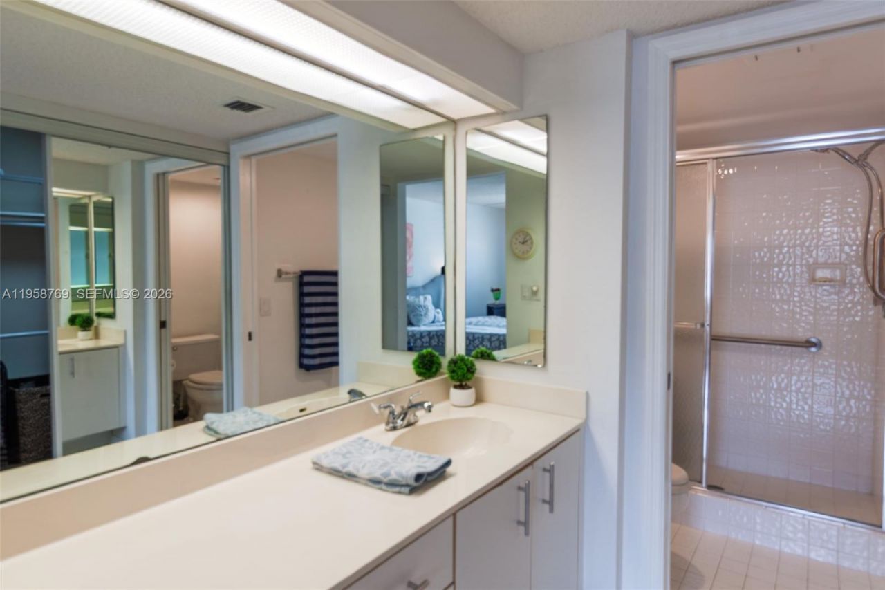 7788 Trent Dr, Unit 311, Tamarac, FL 33321 Photo