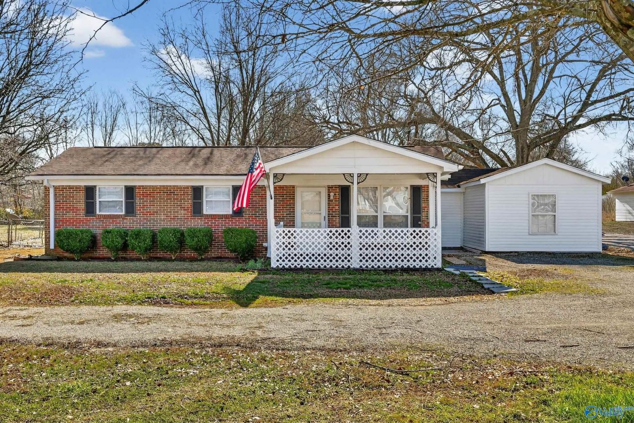 240 Joe Quick Road, Hazel Green, AL 35750 Main Photo