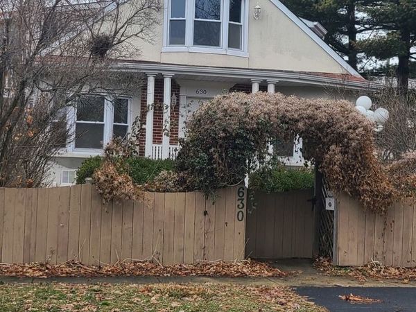 630 Whitney Avenue, Winthrop Harbor, IL 60096