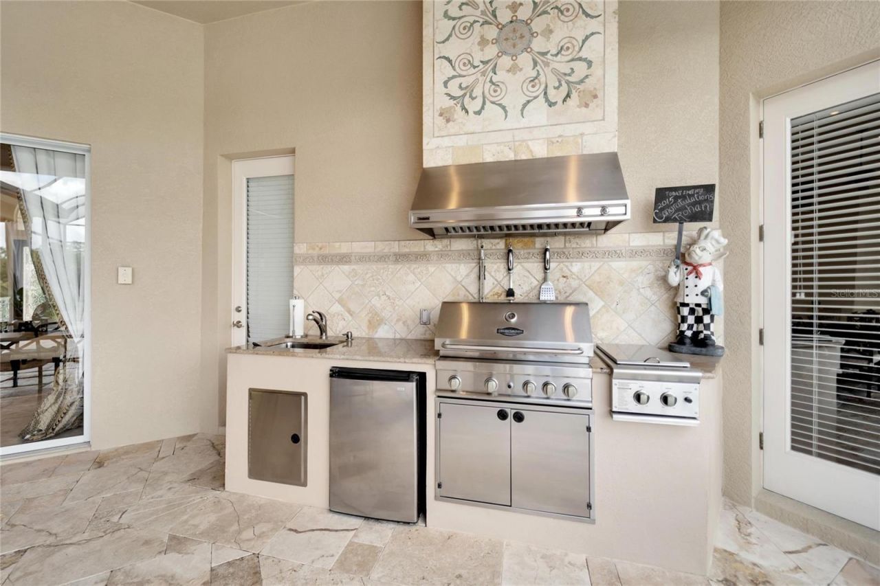 15101 Kestrelglen Way, Lithia, FL 33547 Photo