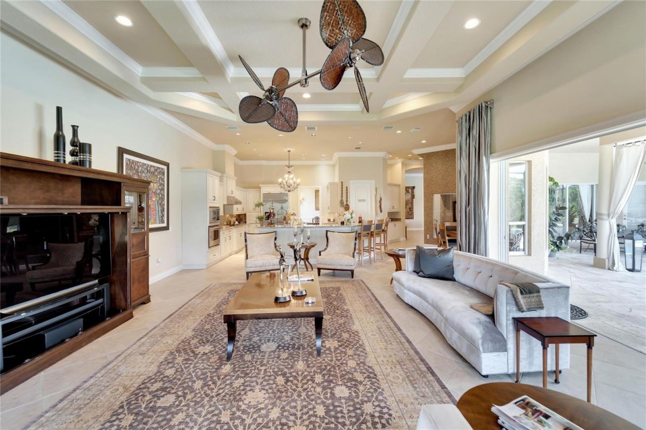 15101 Kestrelglen Way, Lithia, FL 33547 Photo