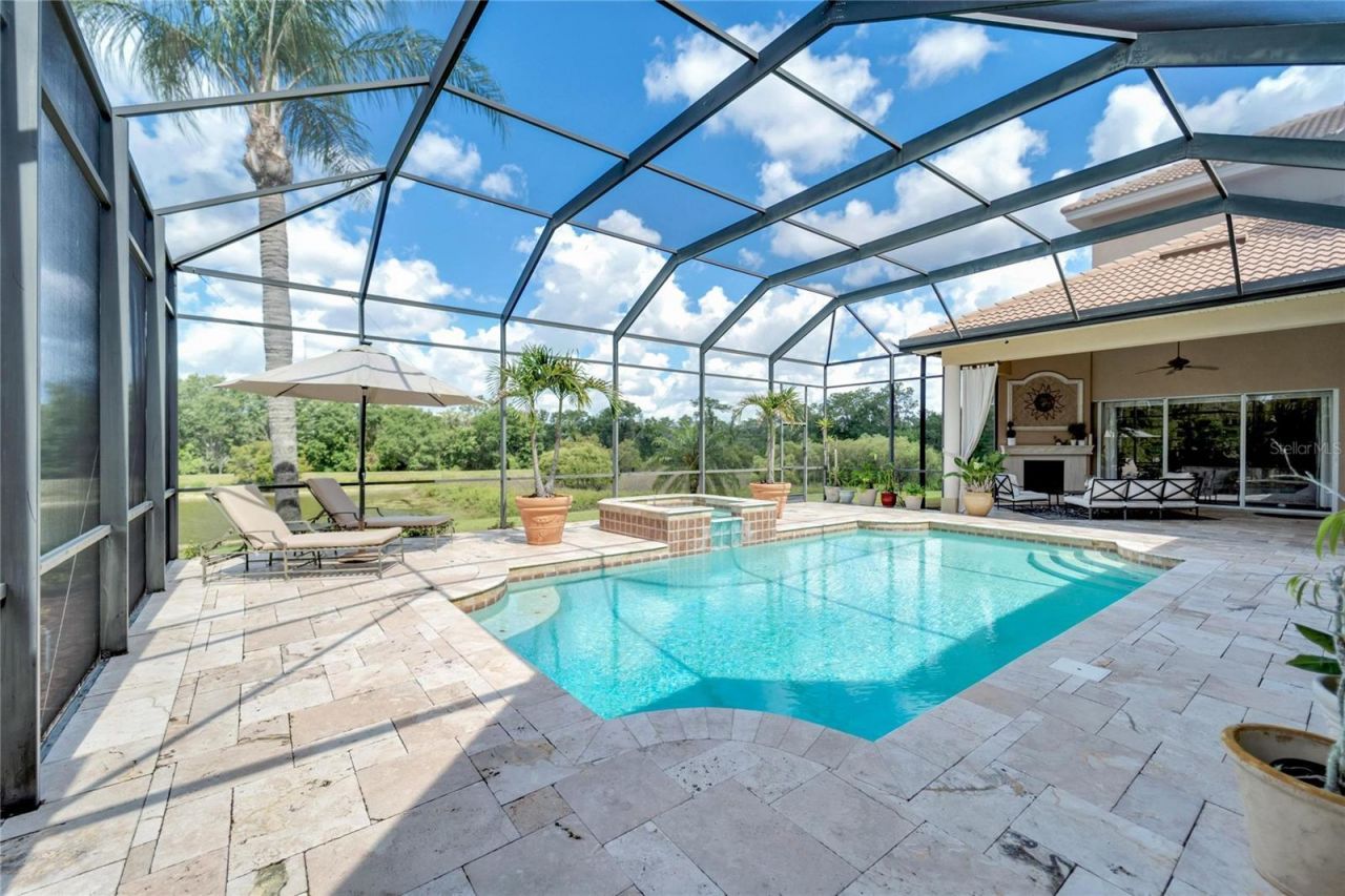 15101 Kestrelglen Way, Lithia, FL 33547 Photo