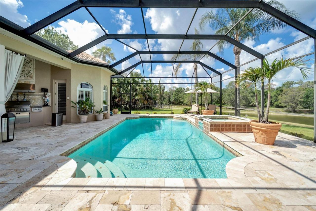 15101 Kestrelglen Way, Lithia, FL 33547 Photo