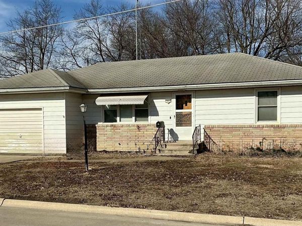 307 E North Street, Corydon, IA 50060