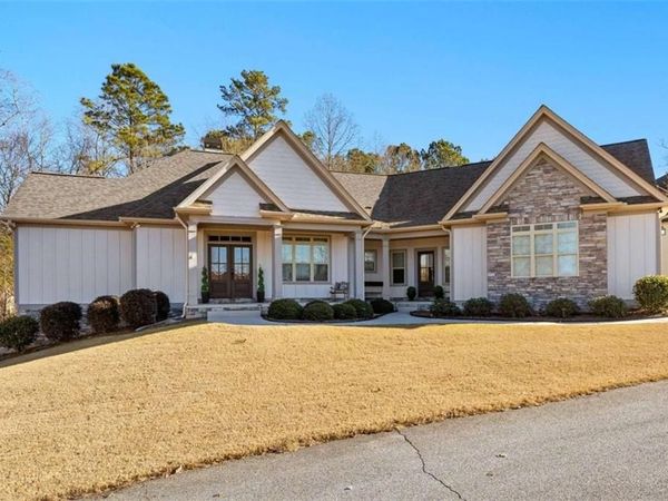 415 Vanderbilt Parkway, Newnan, GA 30265